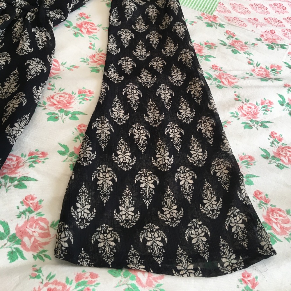 Patterned Mini Dress - Picture 3 of 7